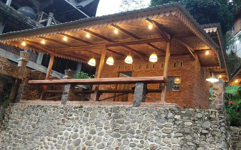 Rambai Tree Jungle Lodges Bukit Lawang Dış mekan fotoğraf