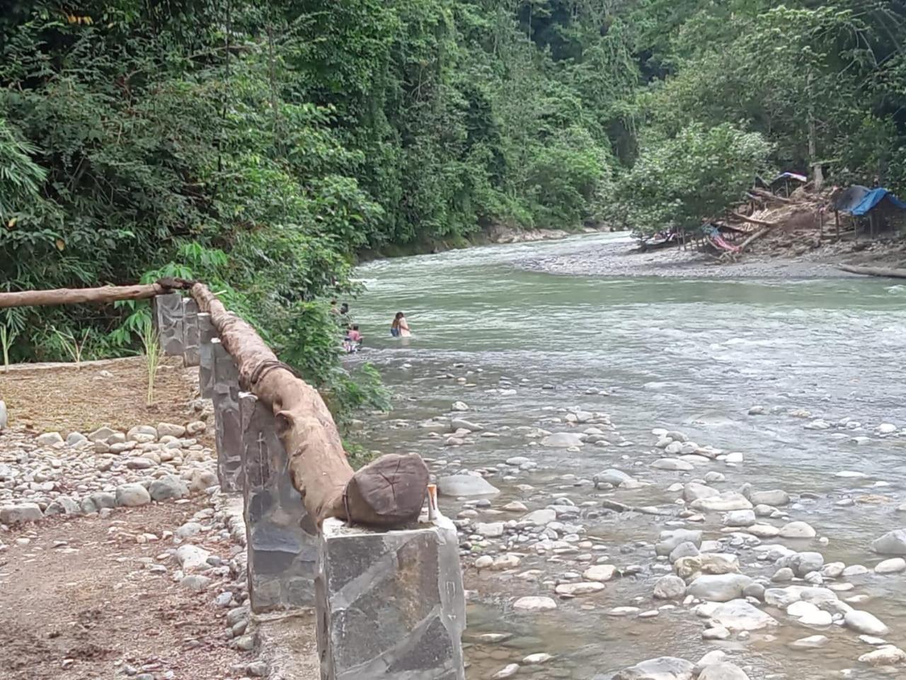 Rambai Tree Jungle Lodges Bukit Lawang Dış mekan fotoğraf